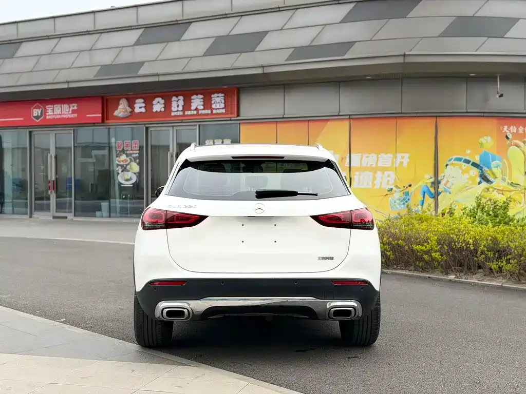 Mercedes-Benz GLA — фото 7