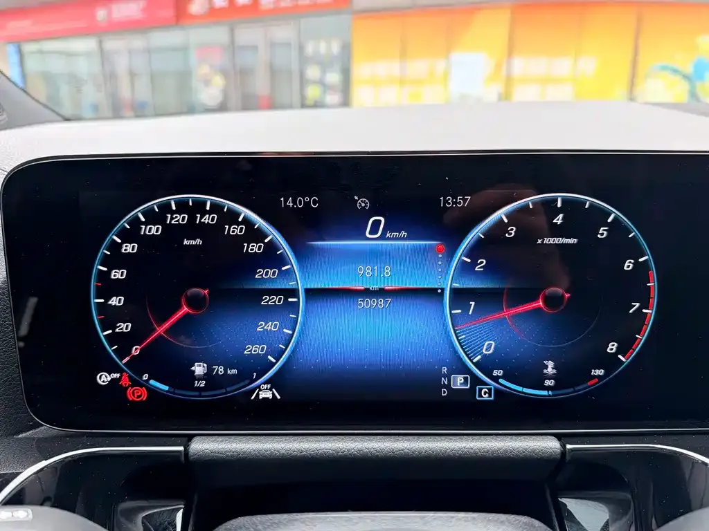 Mercedes-Benz GLA — фото 2