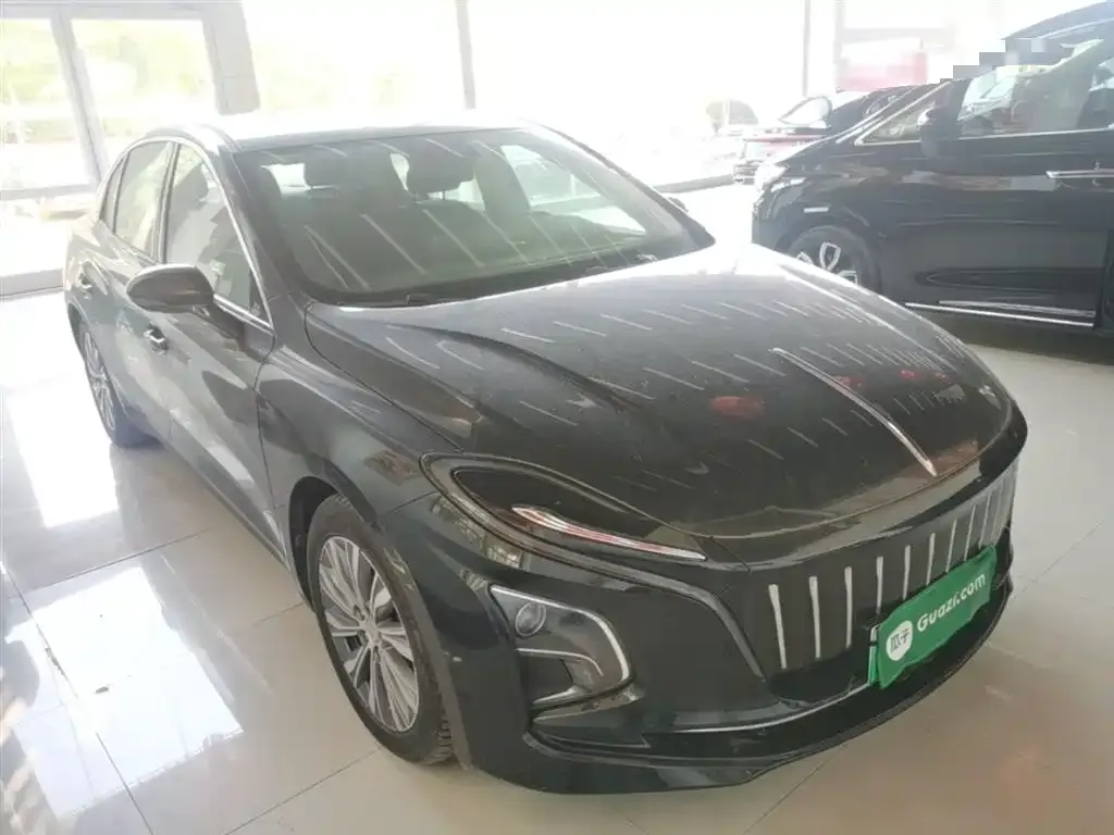 Hongqi E-QM5 — фото 4