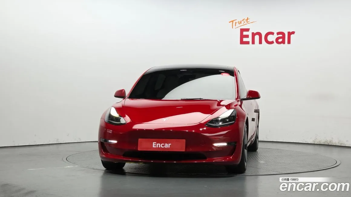 Tesla Model 3 — фото 6
