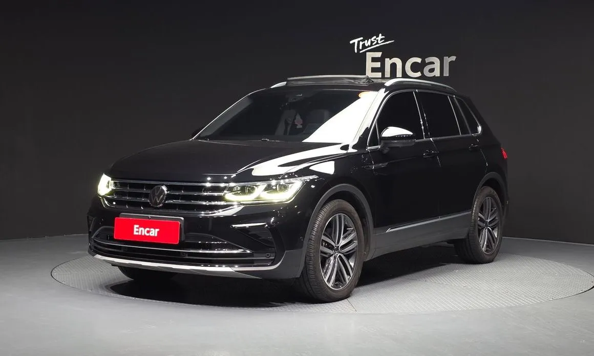 Volkswagen Tiguan — фото 1