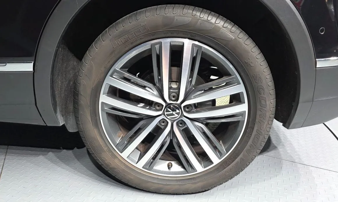 Volkswagen Tiguan — фото 5