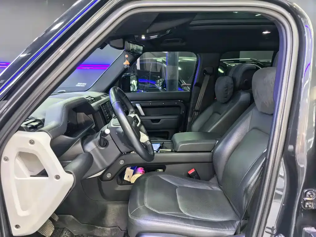 Land Rover Defender 2023 из CN, фото 4