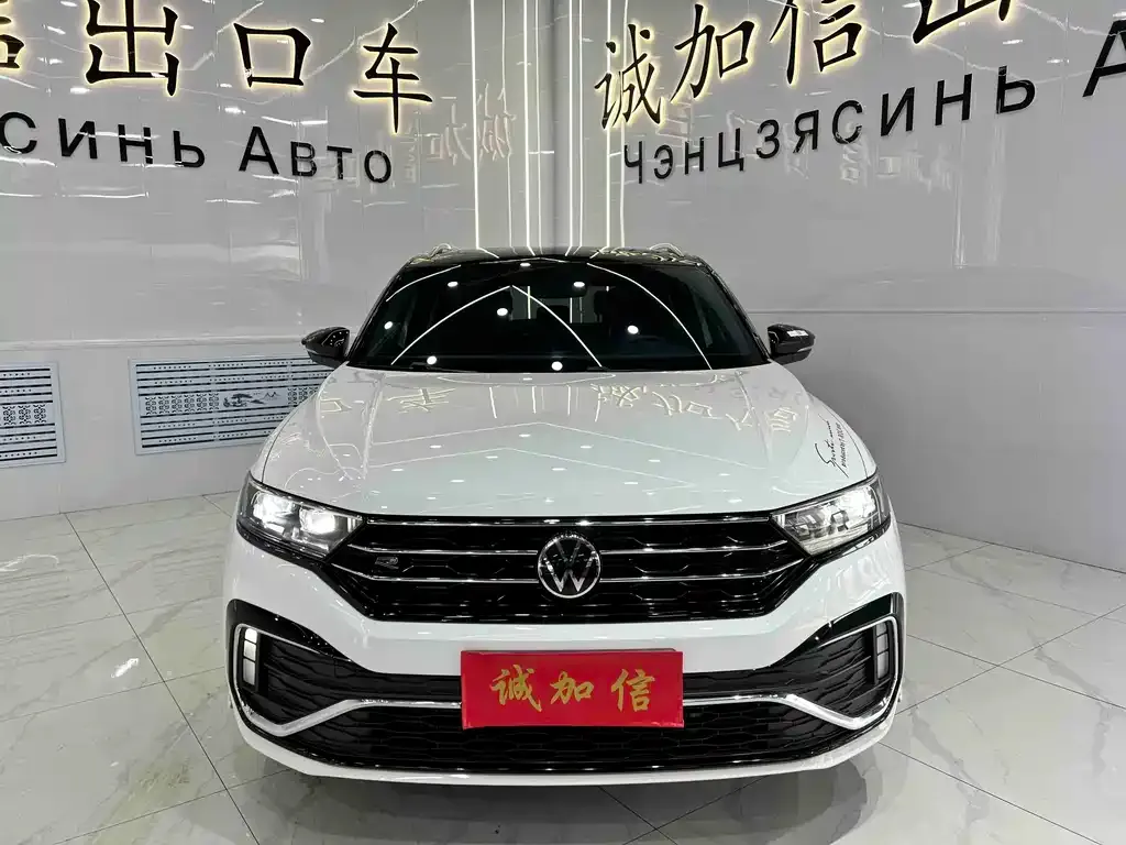 Volkswagen T-Roc — фото 7