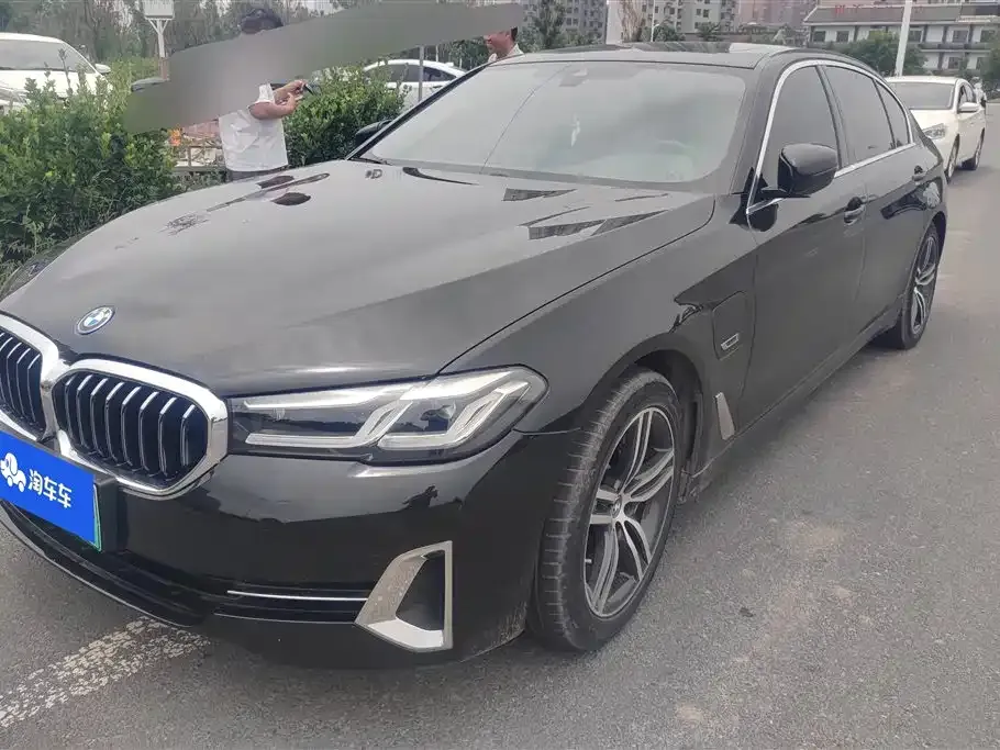 BMW 5 Series New Energy — фото 1
