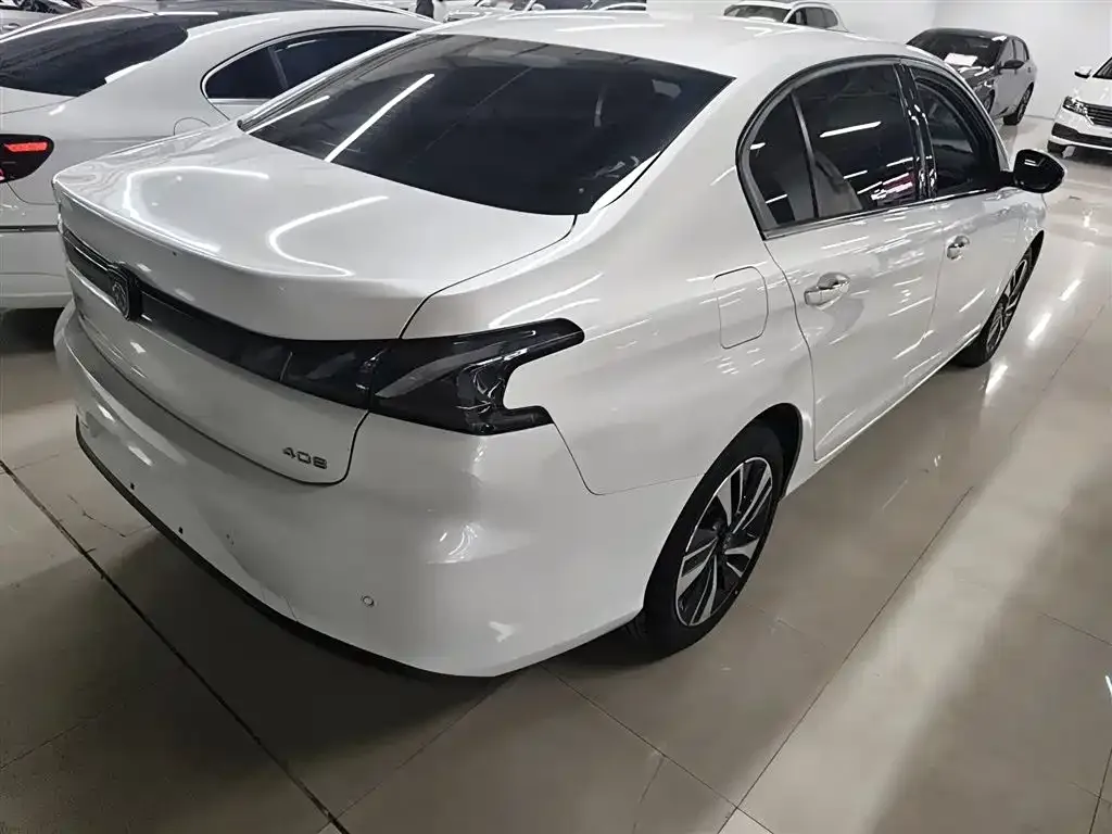 Peugeot 408 2025 из CN, фото 5