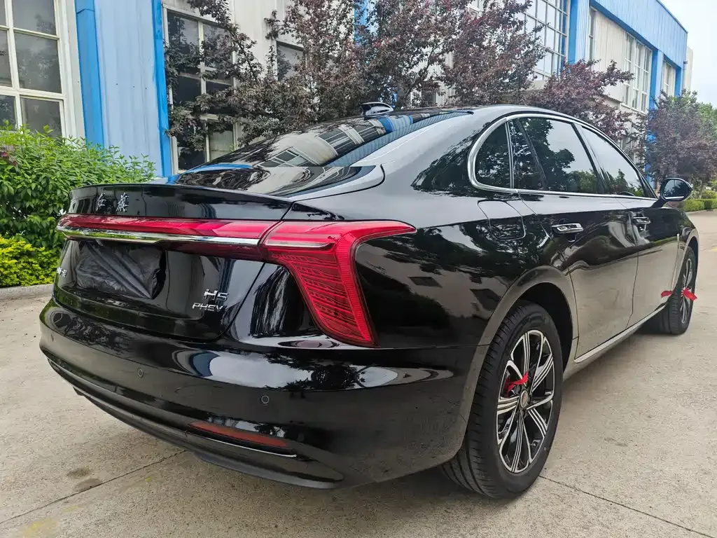 Hongqi H5 PHEV 2025 из CN, фото 9