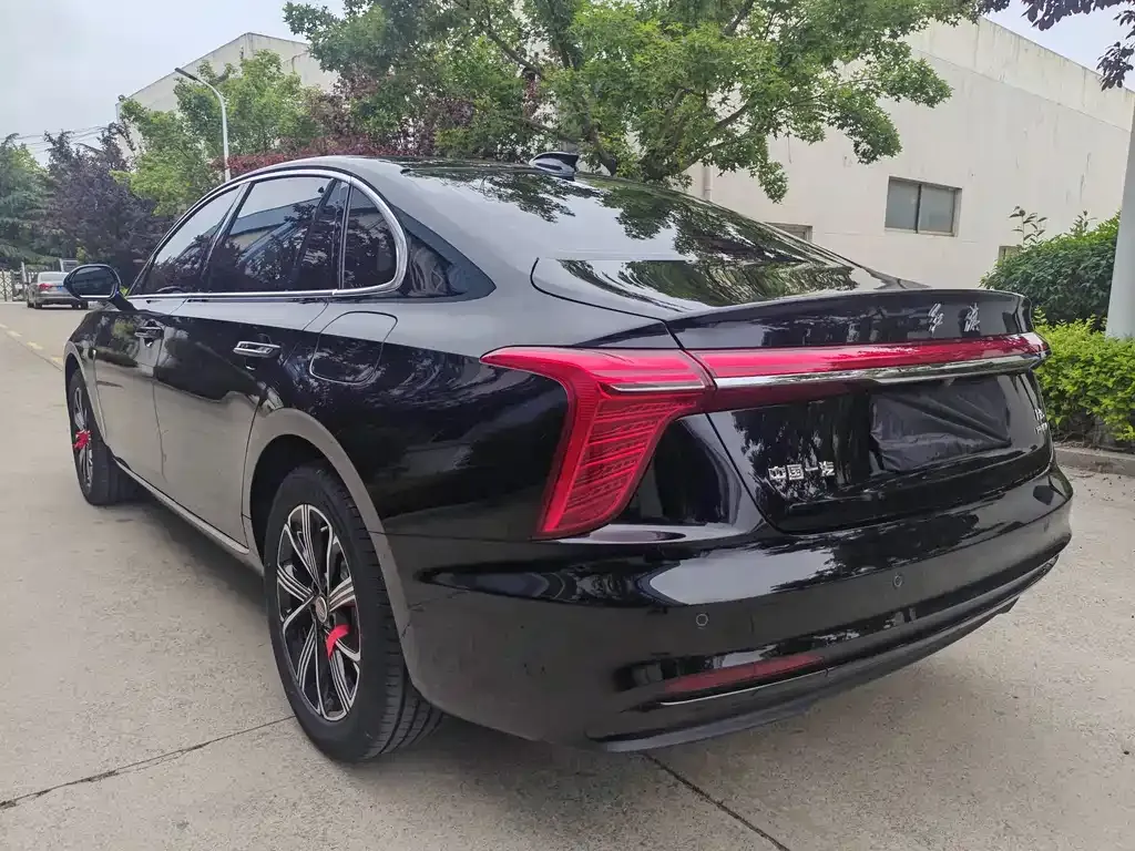 Hongqi H5 PHEV 2025 из CN, фото 2