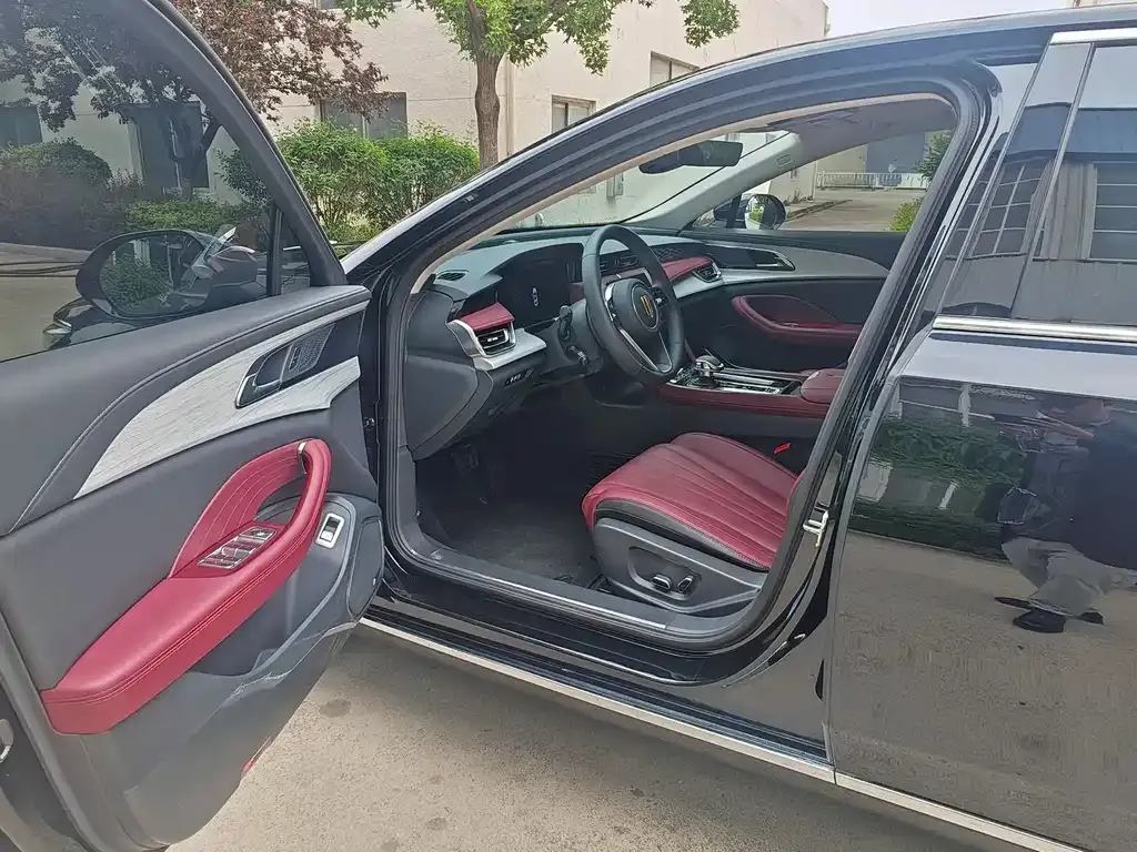 Hongqi H5 PHEV 2025 из CN, фото 10