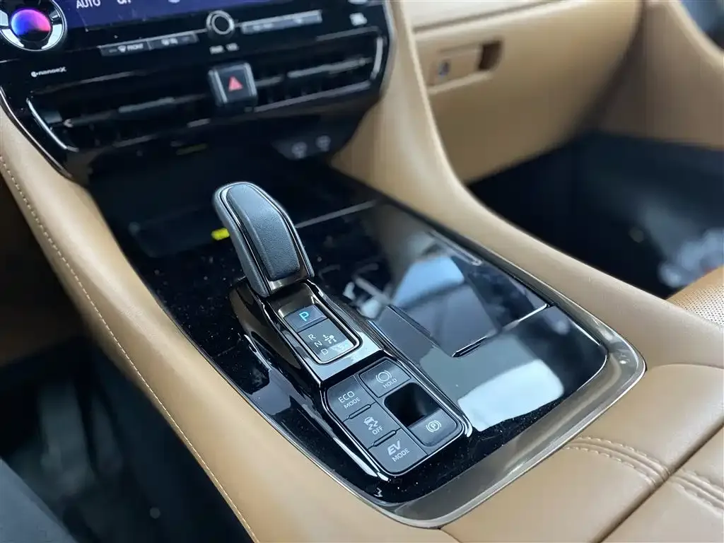 Toyota Alphard 2025 из CN, фото 9