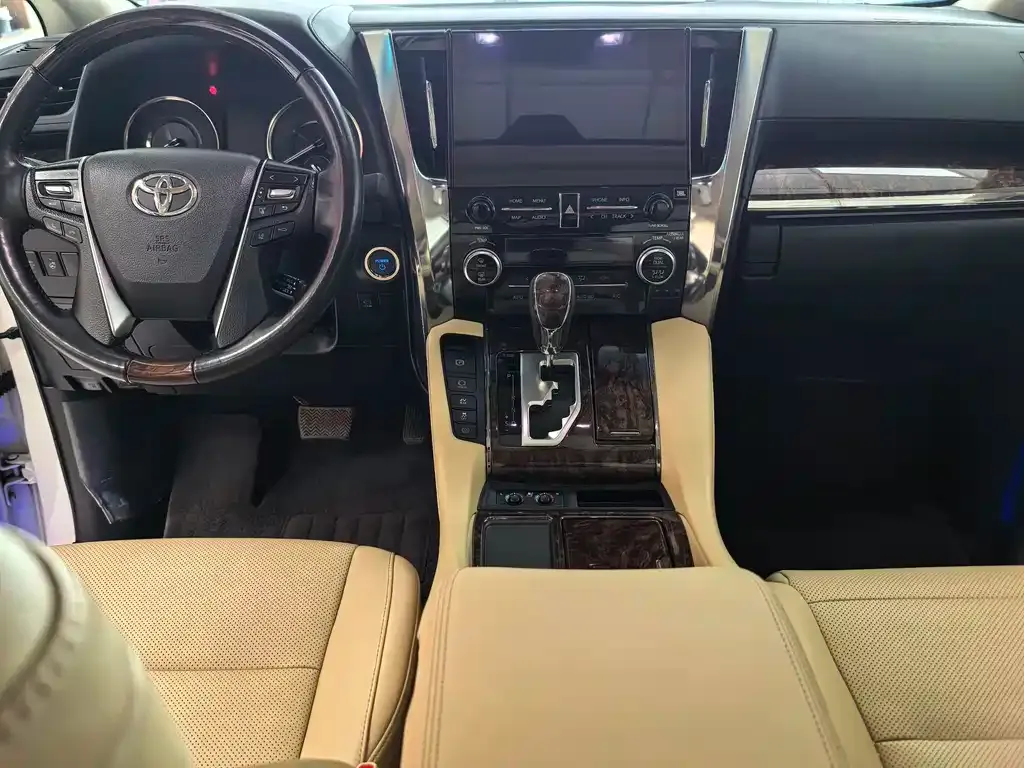 Toyota Alphard 2021 из CN, фото 4