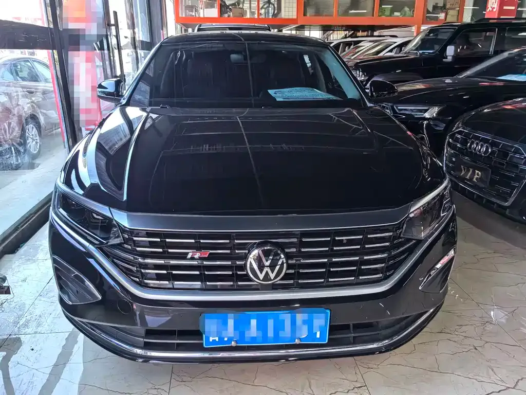 Volkswagen Passat — фото 6