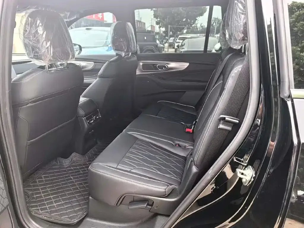 GAC Motor Trumpchi GS8 — фото 4