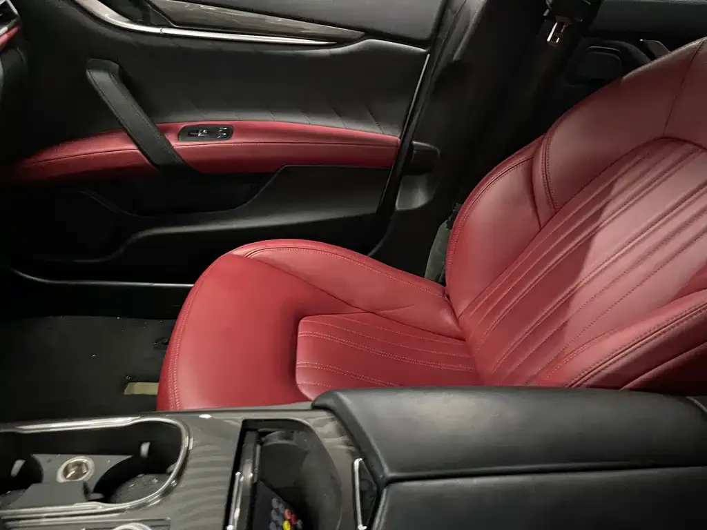 Maserati Ghibli 2021 из CN, фото 2