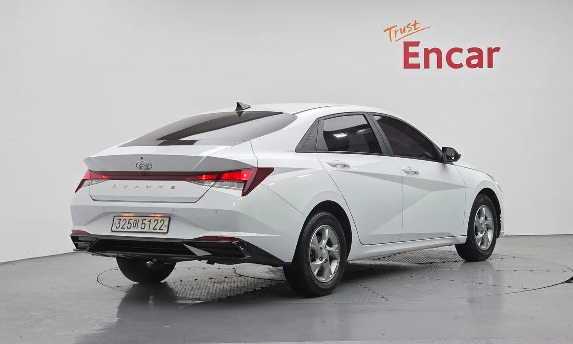 Hyundai AVANTE 2021 из KR, фото 4