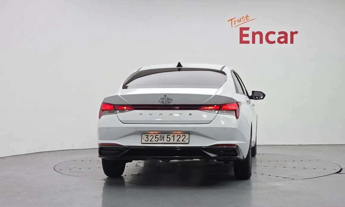 Hyundai AVANTE 2021 из KR, фото 2
