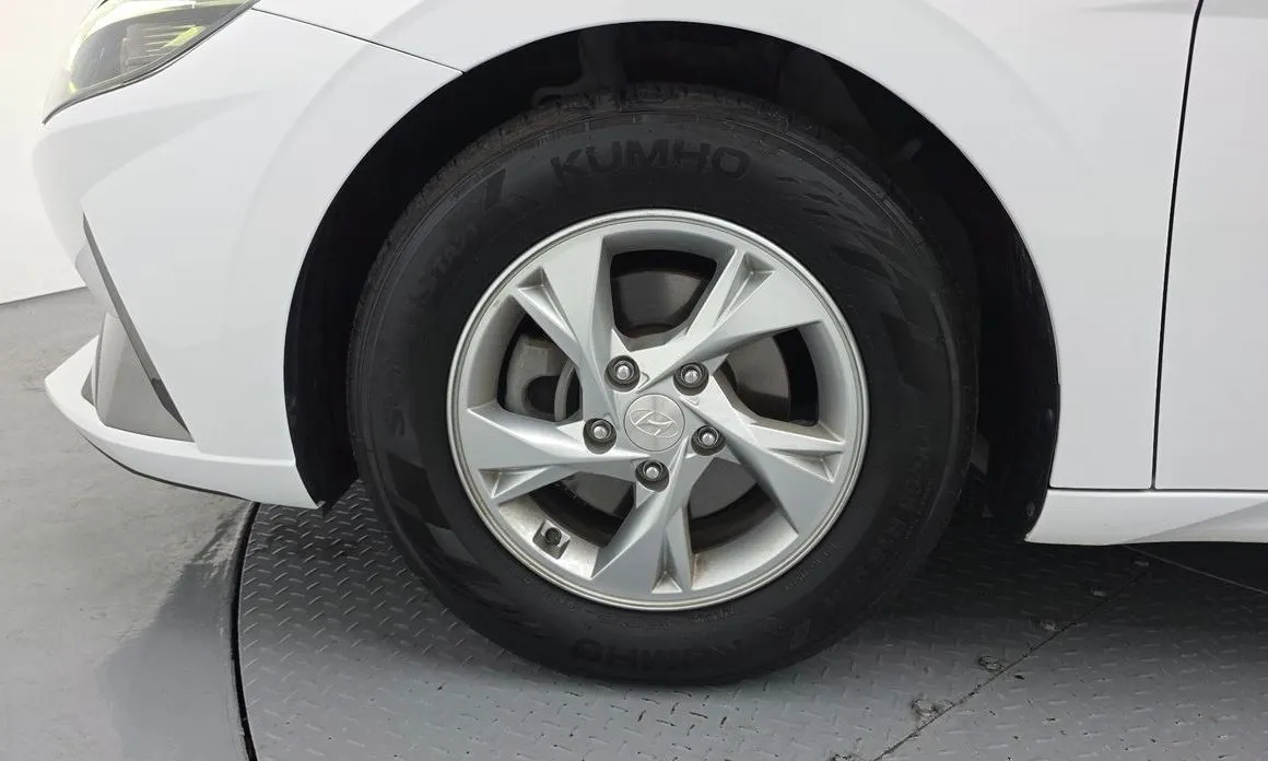 Hyundai AVANTE 2021 из KR, фото 5