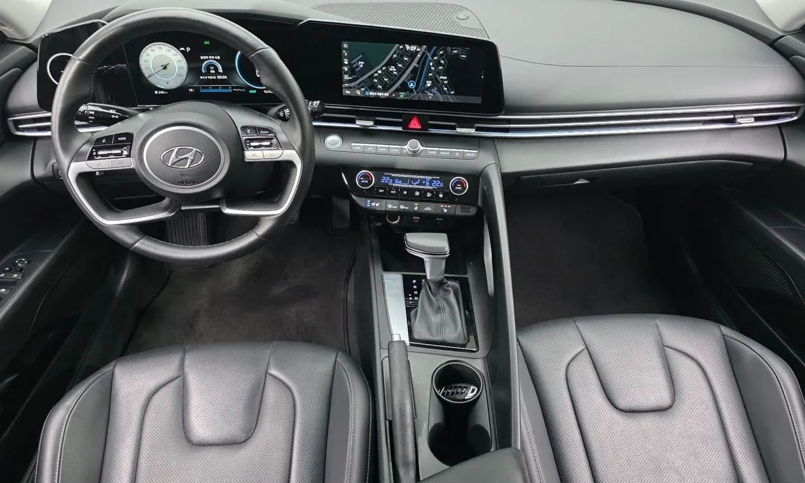 Hyundai AVANTE 2021 из KR, фото 9