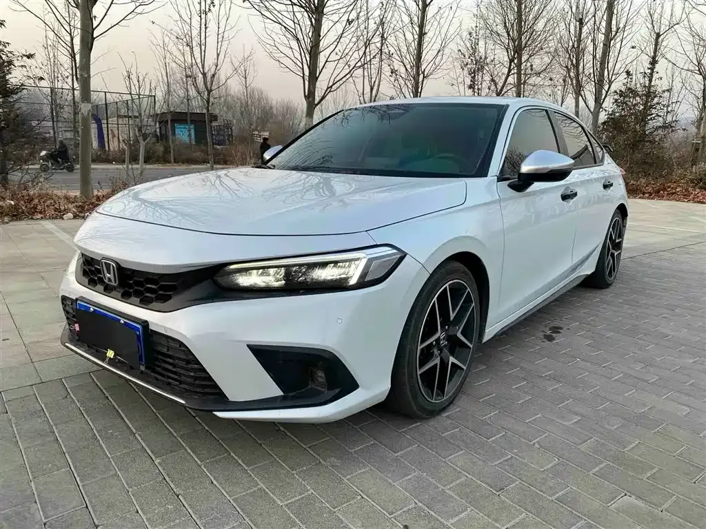 Honda Civic — фото 1