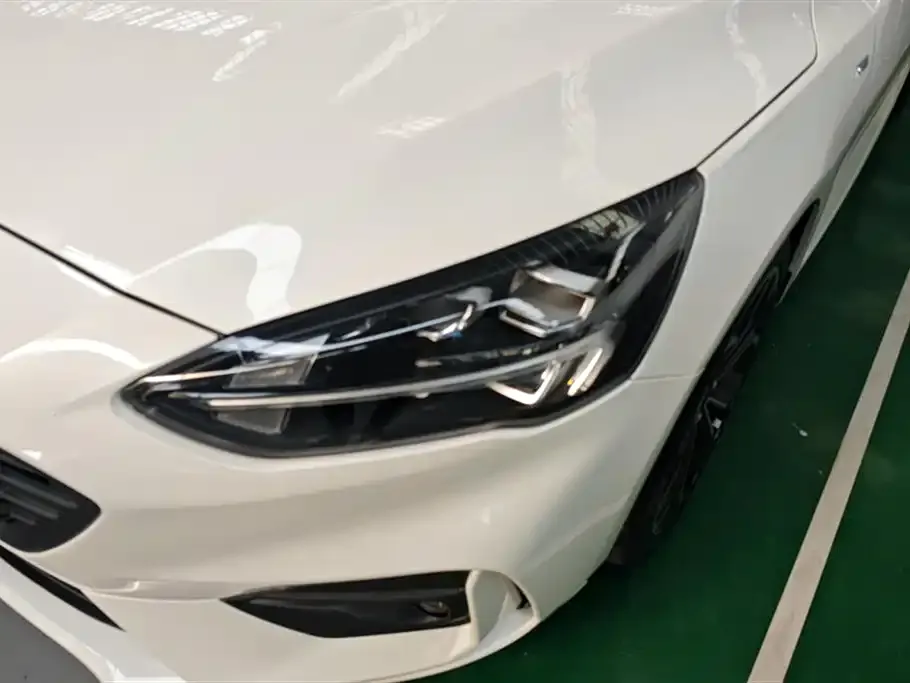 Ford Focus 2021 из CN, фото 3