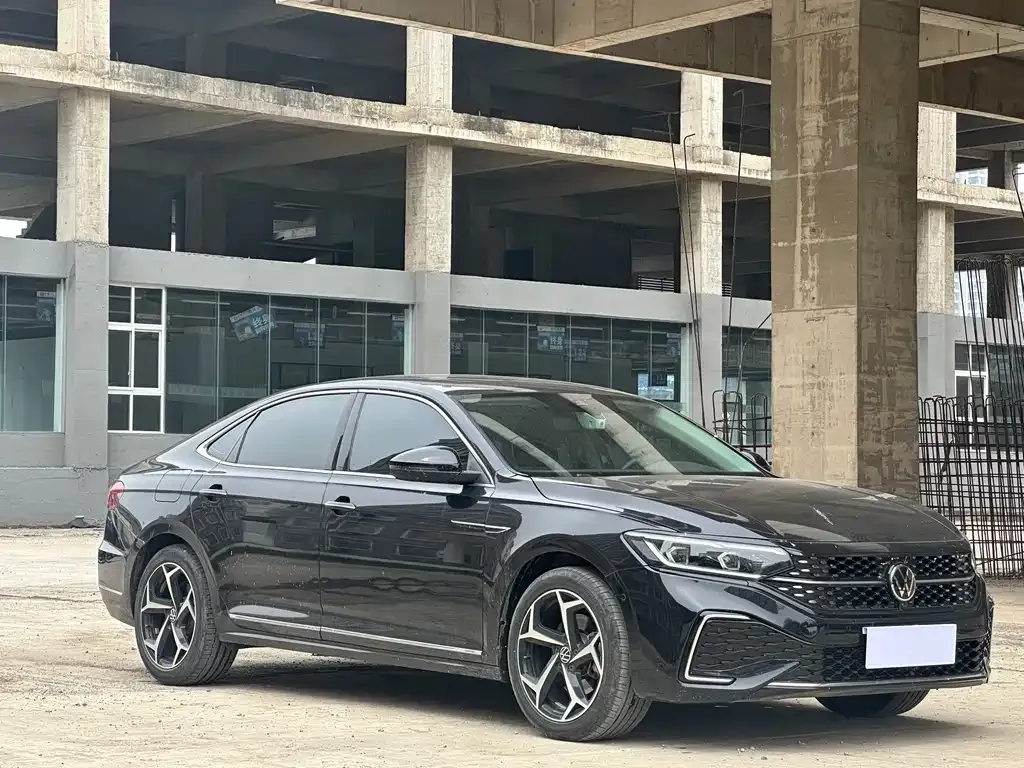 Volkswagen Passat 2024 из CN, фото 7