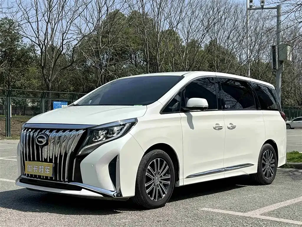 GAC Motor Trumpchi M8 — фото 1