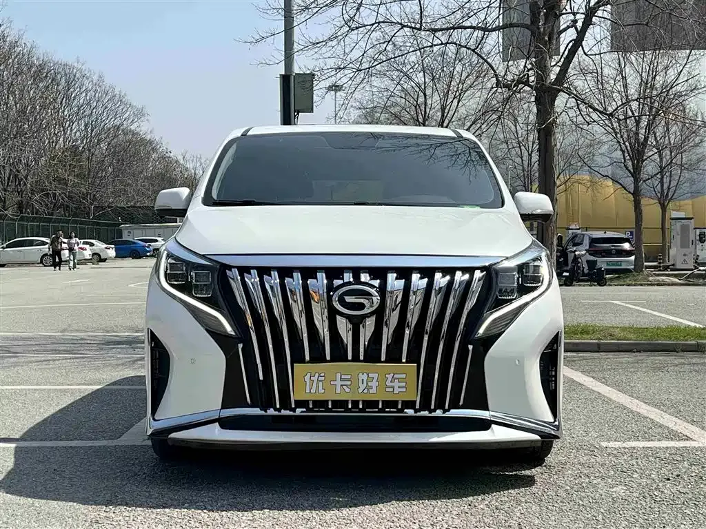 GAC Motor Trumpchi M8 — фото 9