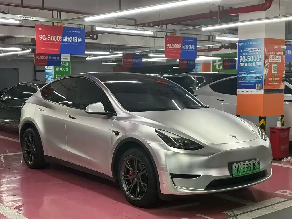 Tesla Model Y — фото 8