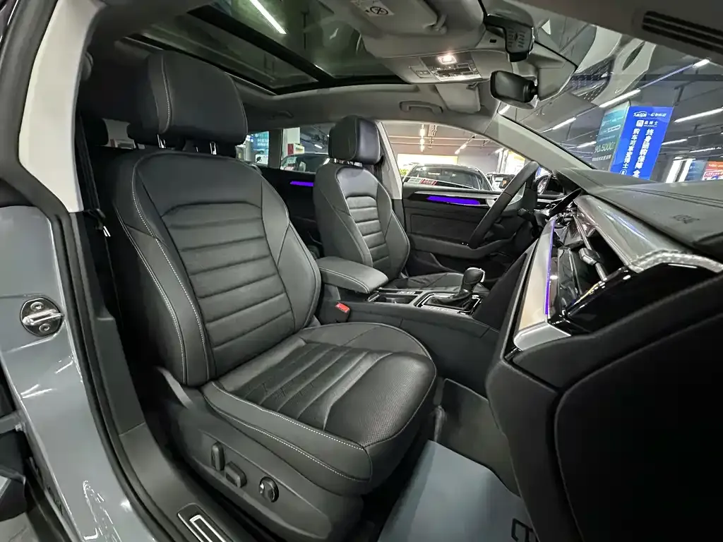 Volkswagen CC 2024 из CN, фото 7