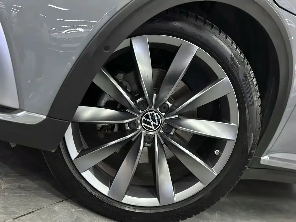 Volkswagen CC 2024 из CN, фото 4