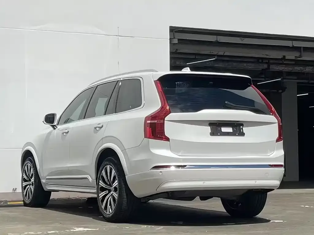 Volvo XC90 2023 из CN, фото 3