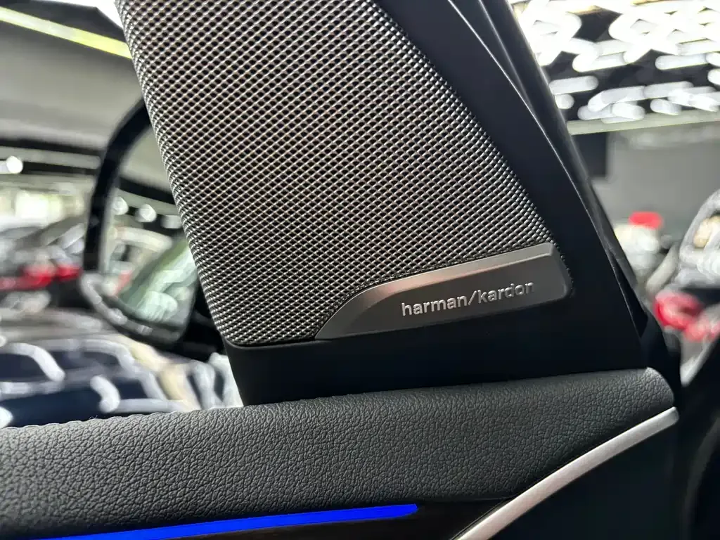 BMW X3 — фото 10