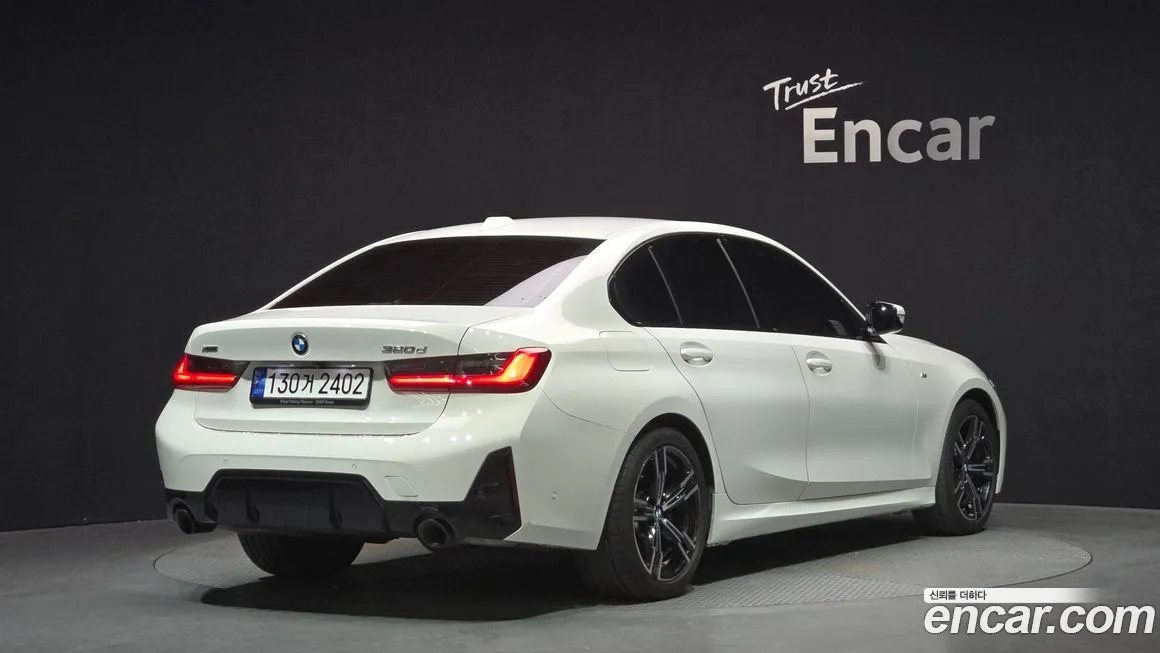 BMW 3-Series 2023 из KR, фото 6