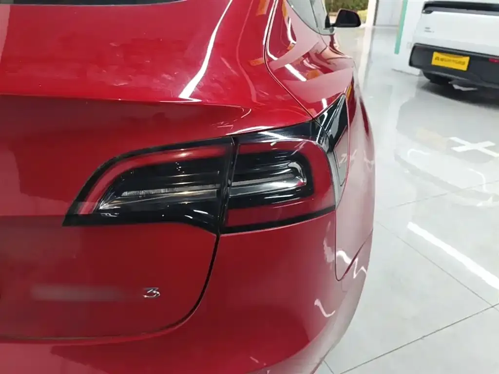 Tesla Model 3 2021 из CN, фото 2