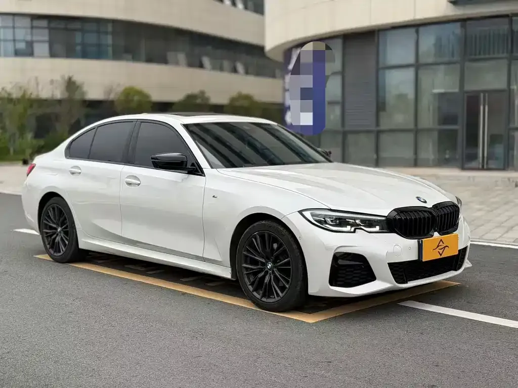 BMW 3 Series — фото 1