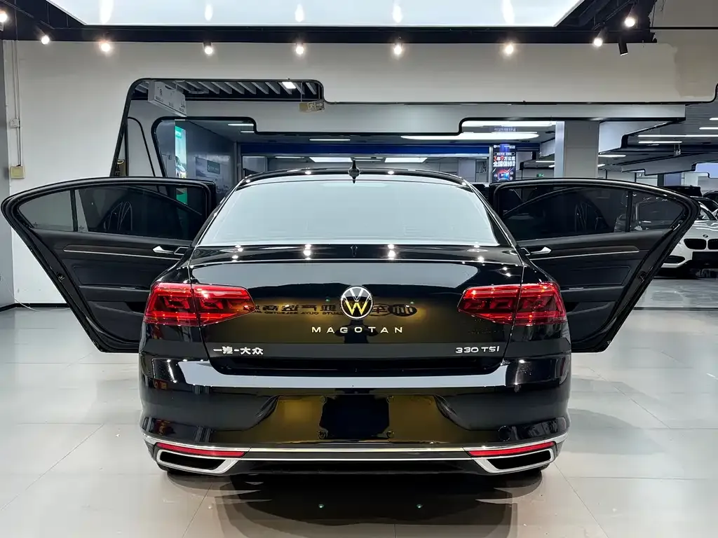 Volkswagen Magotan 2022 из CN, фото 7