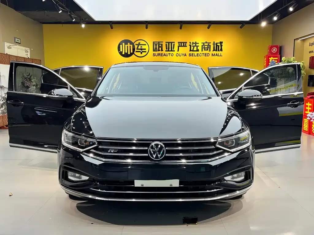 Volkswagen Magotan 2022 из CN, фото 4