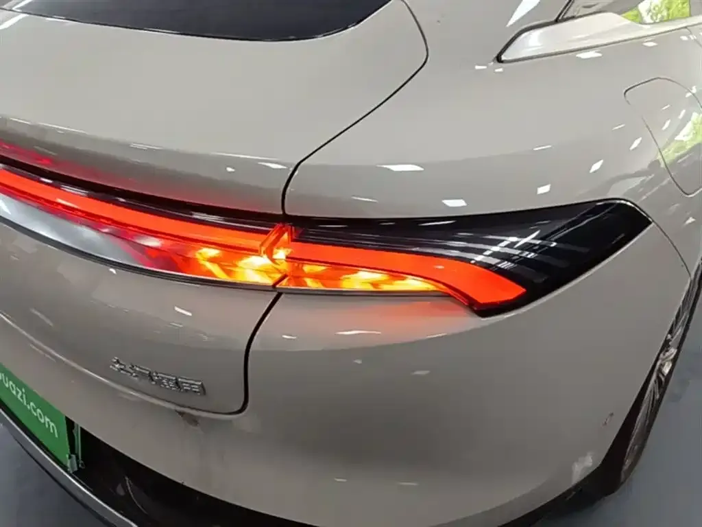 Buick Electra L7 2025 из CN, фото 4