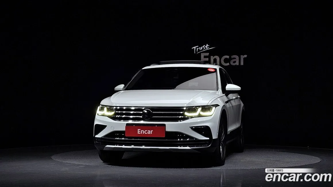 Volkswagen Tiguan — фото 2