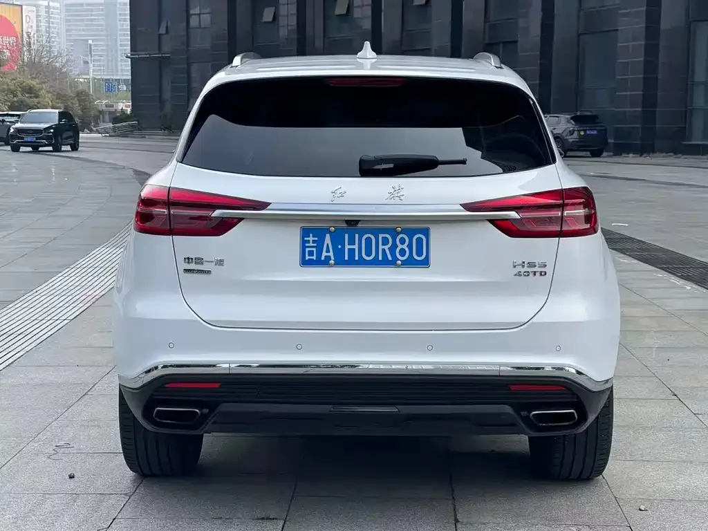 Hongqi HS5 — фото 8