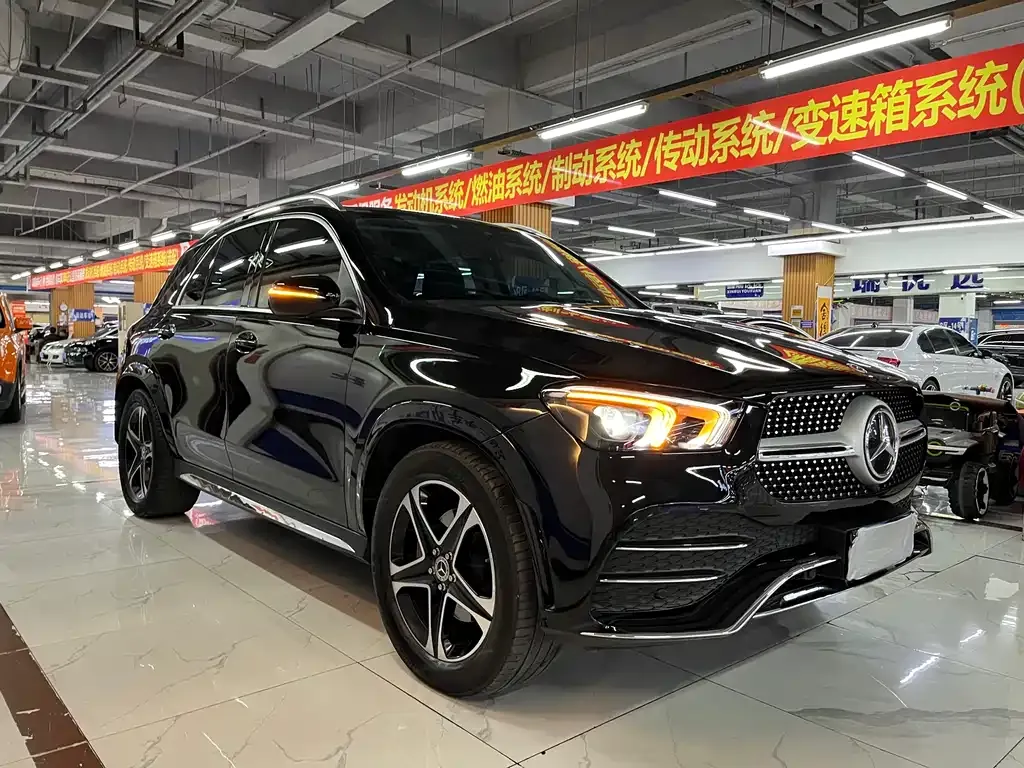 Mercedes-Benz GLE — фото 8