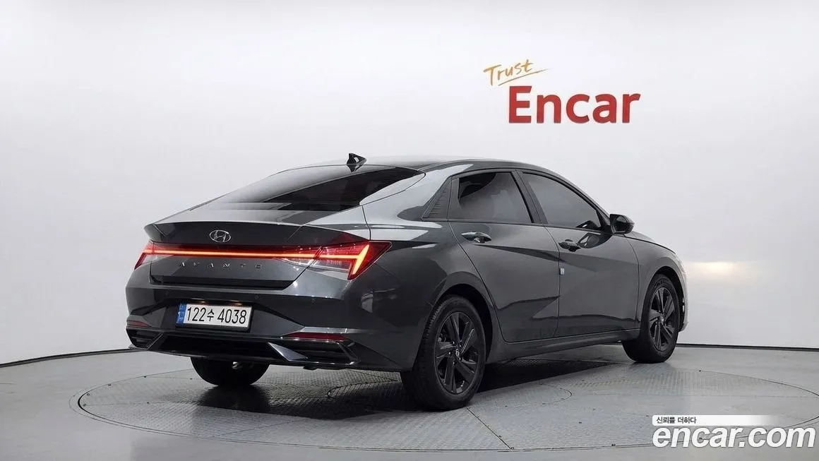 Hyundai AVANTE — фото 3