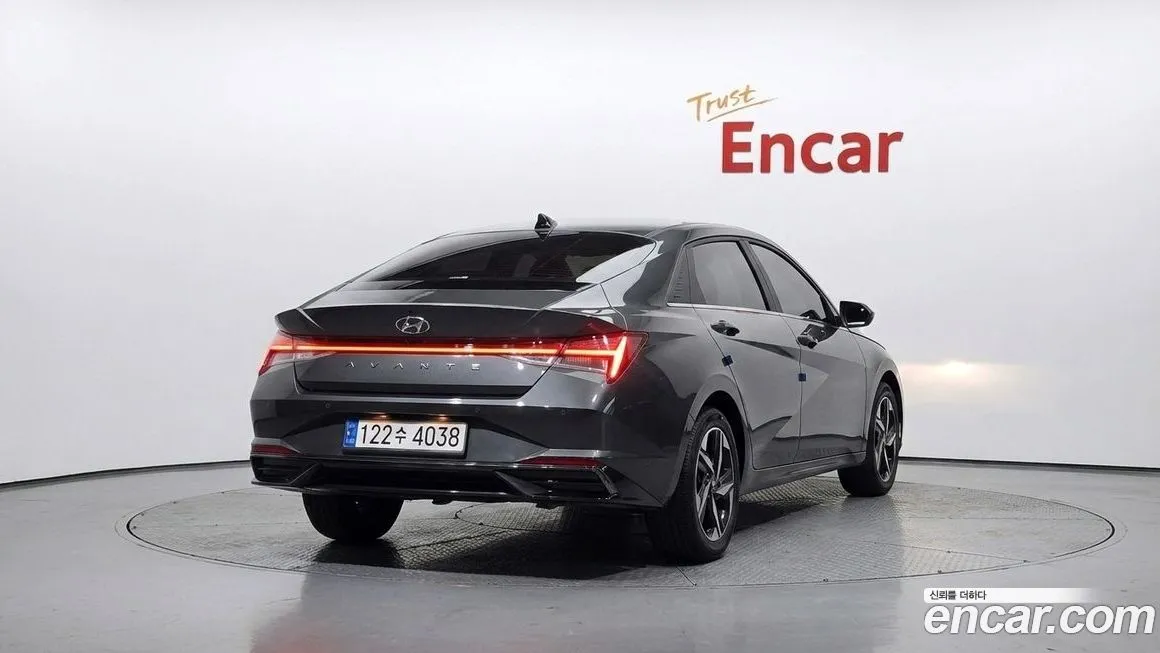 Hyundai AVANTE — фото 8