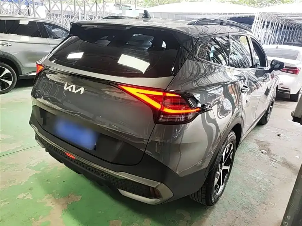 Kia Sportage — фото 8
