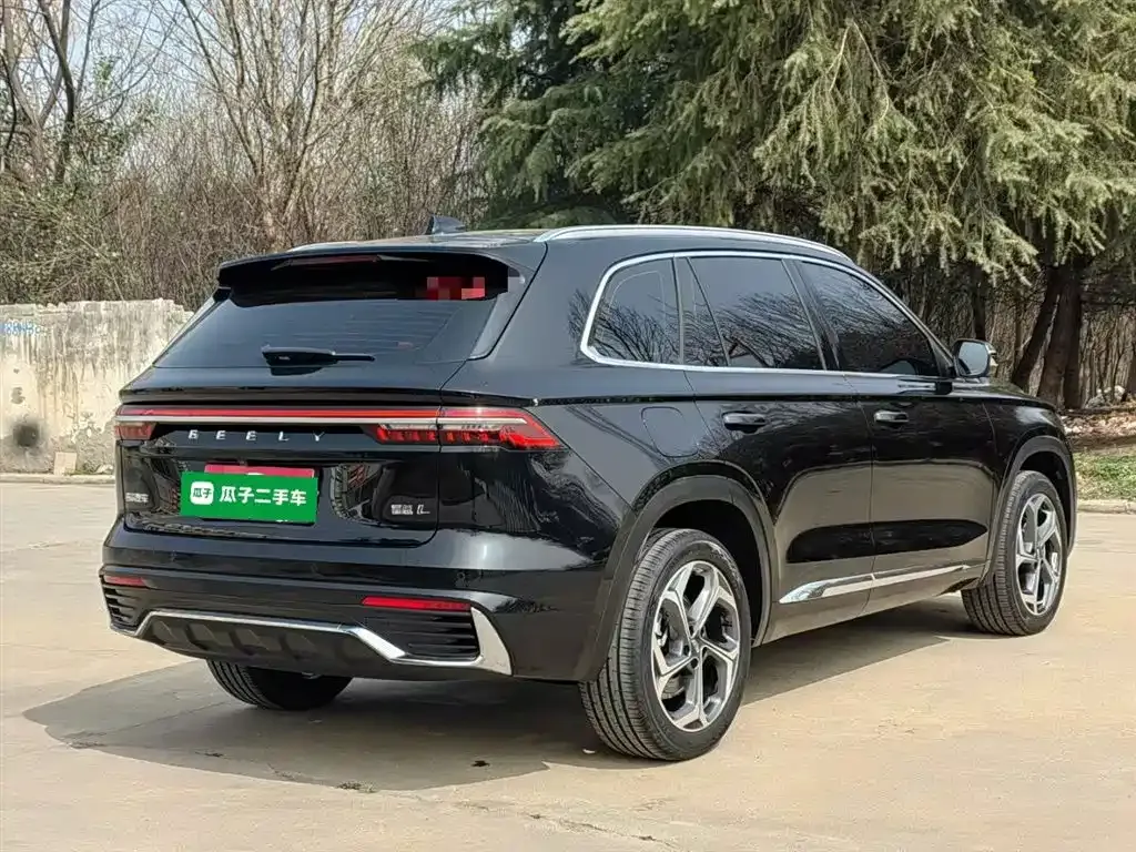 Geely Xingyue L — фото 8