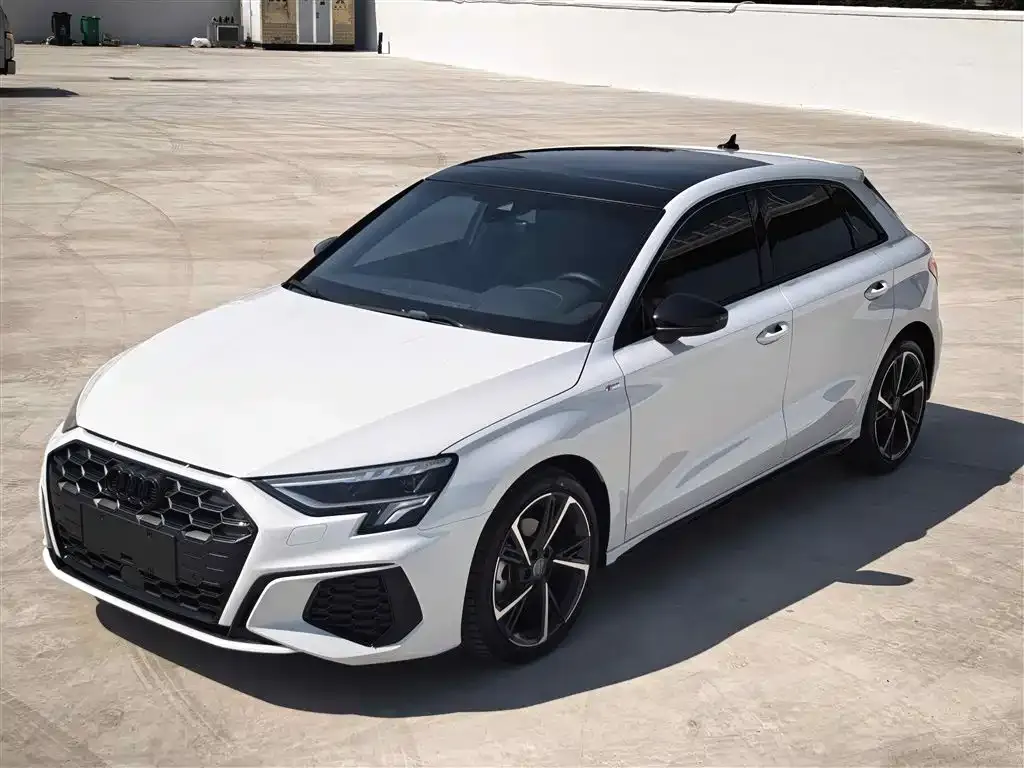 Audi A3 2021 из CN, фото 1