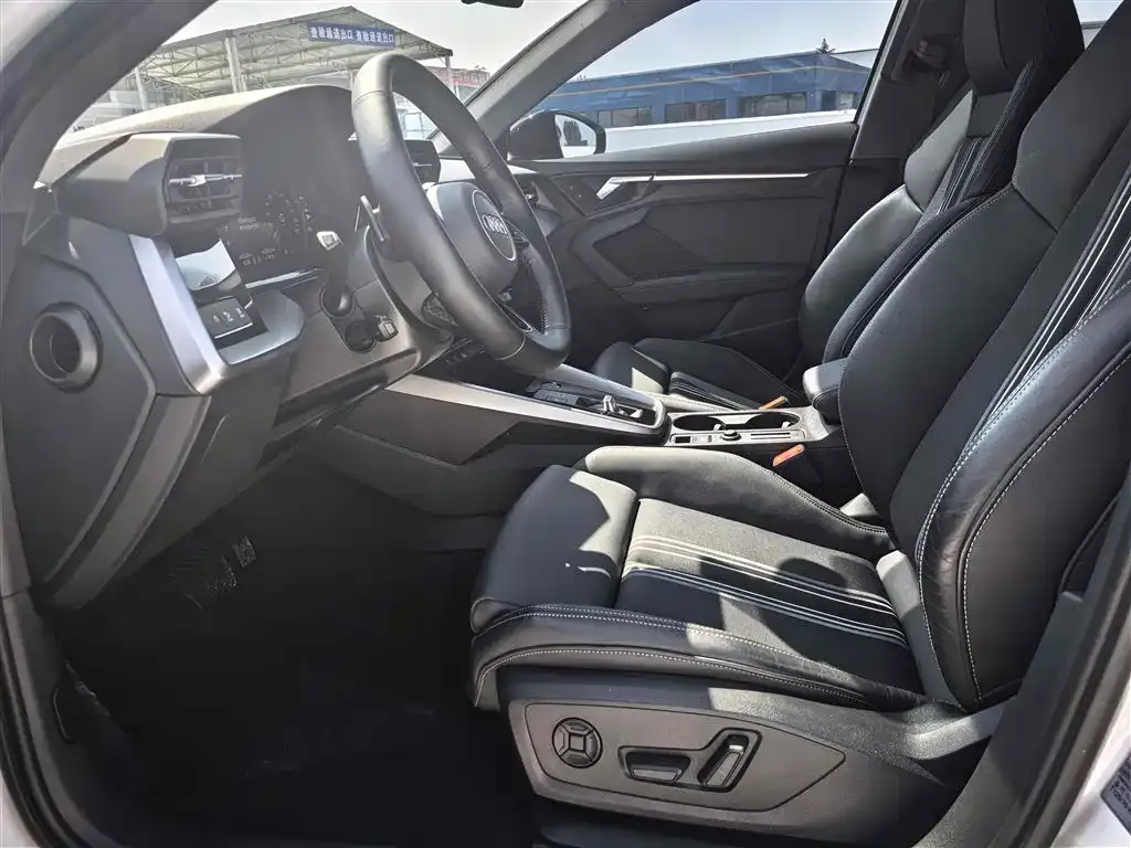 Audi A3 2021 из CN, фото 7