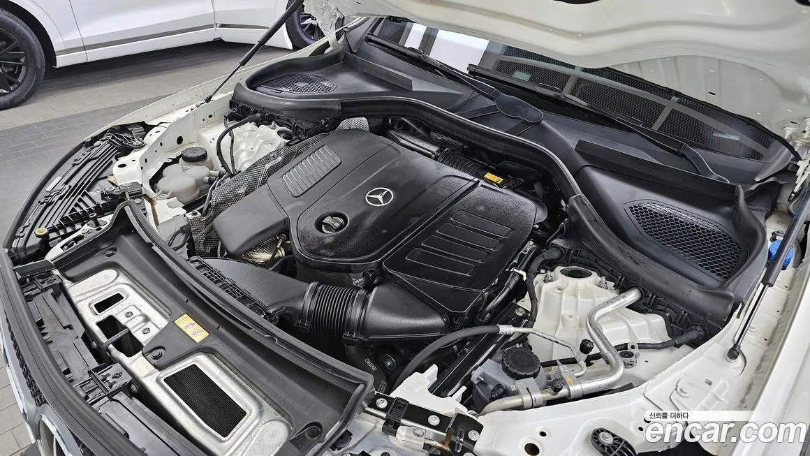Mercedes-Benz GLC-Class 2023 из KR, фото 7