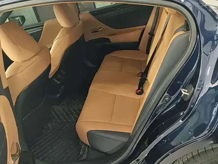 Lexus ES 2024 из CN, фото 5