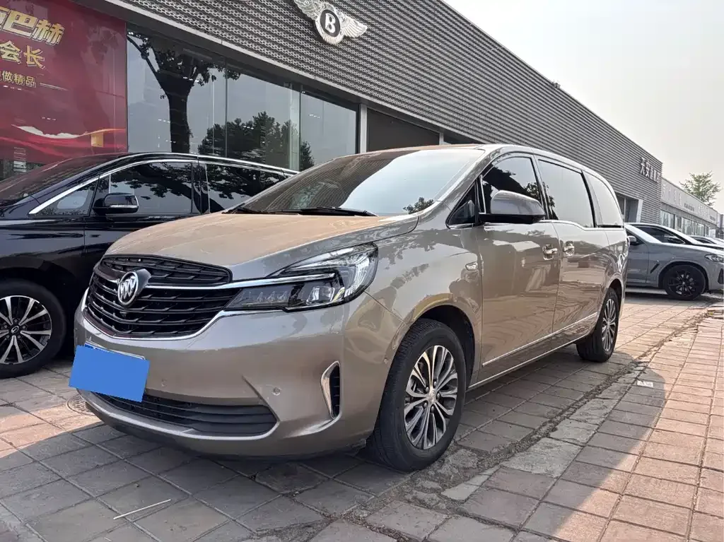 Buick GL8 2022 из CN, фото 1